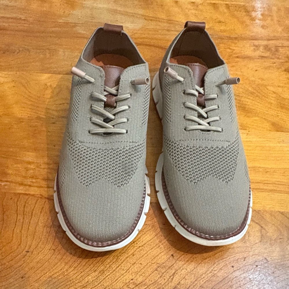 Men's Tan Casual Shoes
